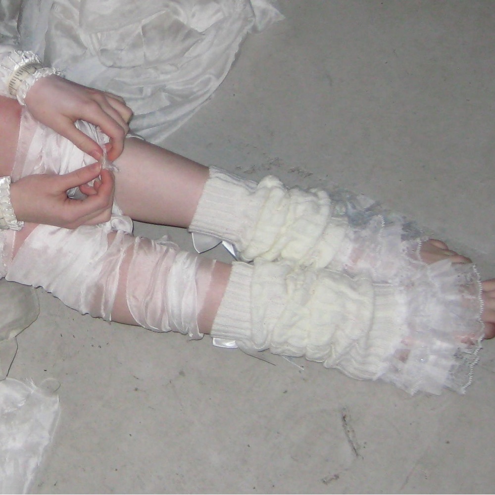 White lace hand + leg warmers